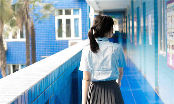 芙蓉如何找到一个可以帮助我生孩子的女人？